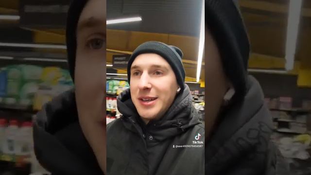 в нашей компании зарабатывают люди разного возраста нужно конечно работать , пиши мне в Telegram смотреть онлайн