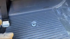 Газель Next . Ниша под домкрат. Как снять пластиковую клипсу.