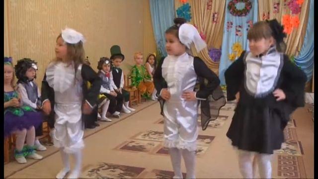 Весенний утренник "Дюймовочка". Танец ласточек. Старшая. смотреть онлайн