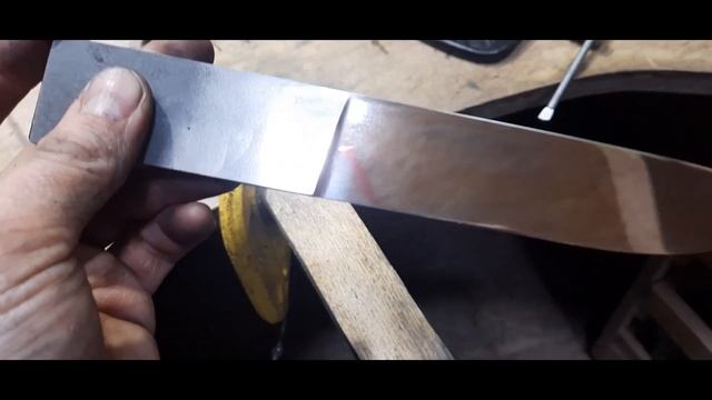 Охотничий нож из стали PGK. смотреть онлайн