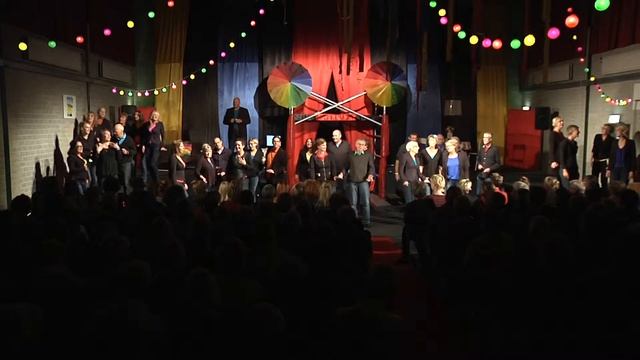 Projectkoor Hit the Floor; Java Jive смотреть онлайн