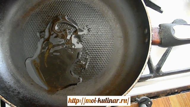 Котлеты мясные с овсянкой и сюрпризом внутри тушеные в томатной подливе смотреть онлайн