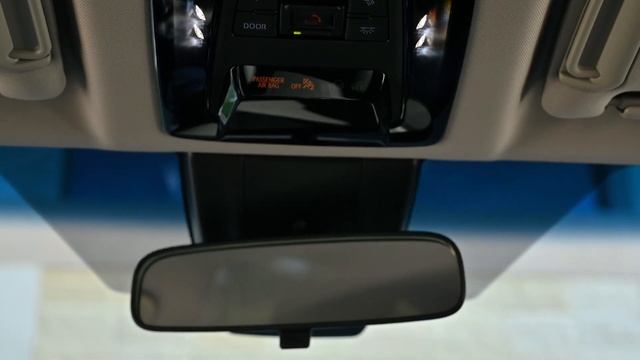 2022 Toyota Venza Interior as New LE Hybrid vs XLE and Venza 2021 Limited V6 AWD смотреть онлайн