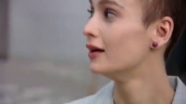 Beautiful Actress From Israel Buzzed Her Hair