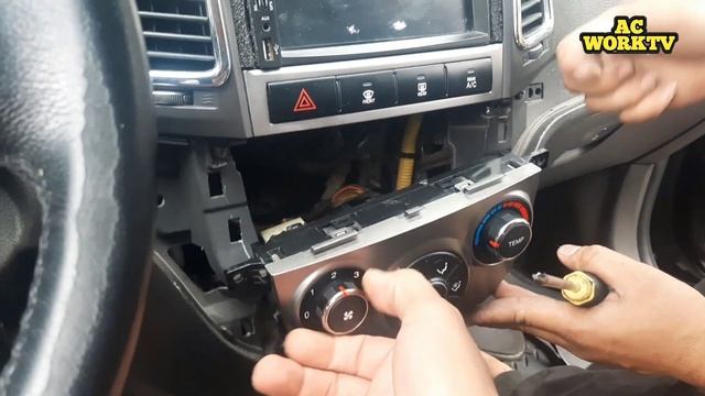 HYUNDAI SANTA FE AIRCON SWITCH REPAIR смотреть онлайн