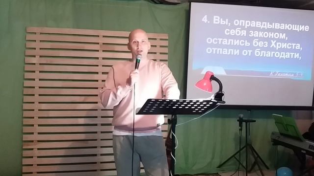 Артем Титаренко. Три орудия смерти. 31.10.2021. смотреть онлайн