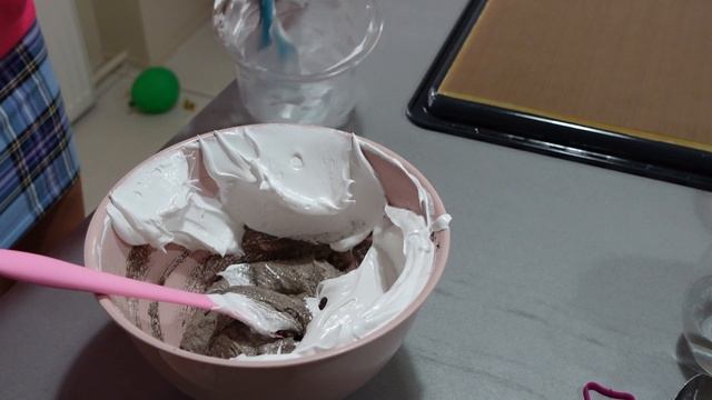 Macarons на кунжутной муке. Macarons With Sesame Flour.