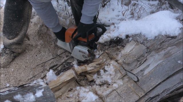 Stihl ms 270 пилим бревно. Пробую новый монтаж видео. смотреть онлайн