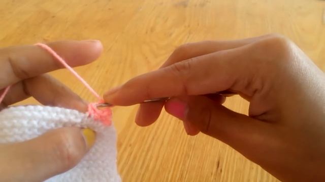 Вязание спицами. Пинетки туфельки для маленькой золушки часть 3 смотреть онлайн