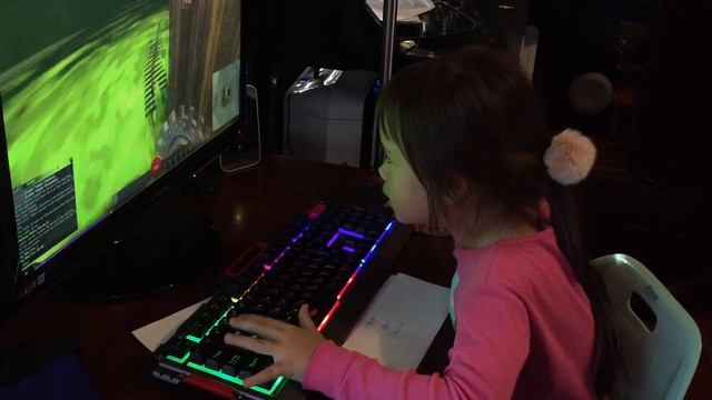 Eva doing Halloween Clock Tower jumping puzzle смотреть онлайн