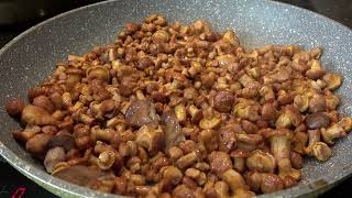 ?БЕЛЫЕ ГРИБЫ И ПОЛЯНЫ ЛИСИЧЕК В ?ЛЕСАХ ?ПОДМОСКОВЬЯ смотреть онлайн