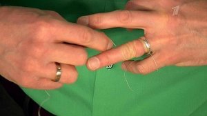 Как снять кольцо с руки. Домашние хитрости. Жить здорово! Фрагмент выпуска от 12.01.2015