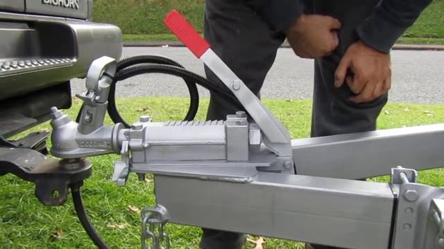 How To Hook The Trailer to Your Car смотреть онлайн