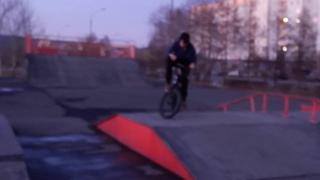 ПОРВАЛ ЦЕПЬ | GAME OF BIKE | Катание на bmx смотреть онлайн
