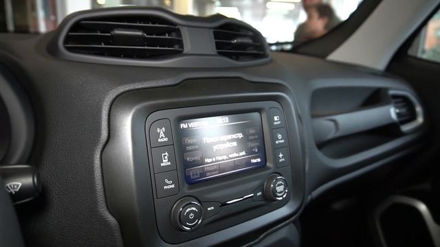 Jeep Renegade 2020 1.4T (140 л.с.) 2WD MT Sport - видеообзор смотреть онлайн