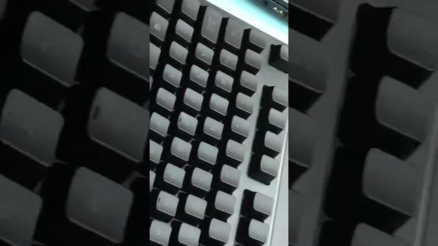 Unboxing Hyperx Alloy Core RGB! смотреть онлайн