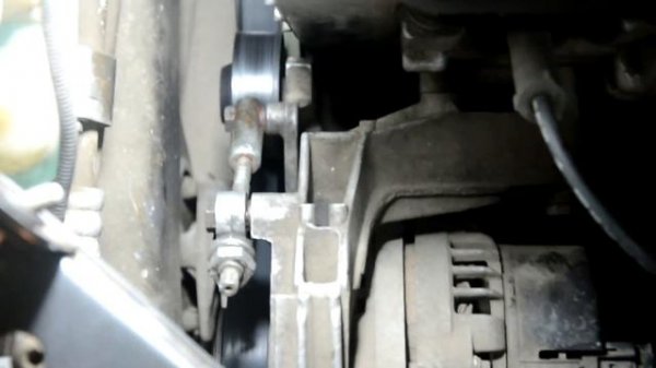 Правильная регулировка натяжения ремня генератора на ВАЗ Калина1