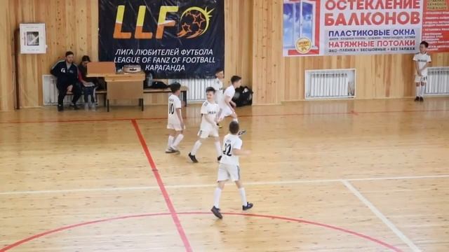 United kids Football - Аманат-2. Счёт 1:3. U-10. Junior league. Обзор. 06.04.2019г. смотреть онлайн