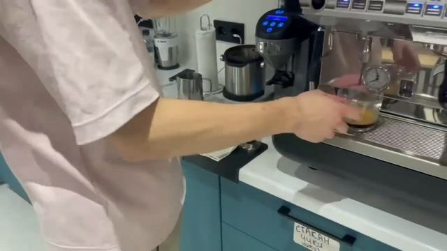 Инструкция по приготовлению кофе в рожковой кофемашине смотреть онлайн