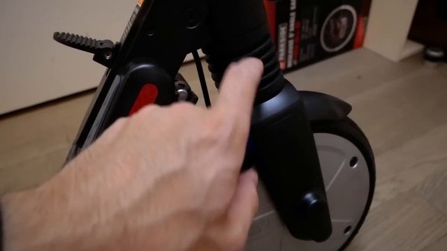 Unboxing de la Ninebot ES2 - Trottinette électrique смотреть онлайн