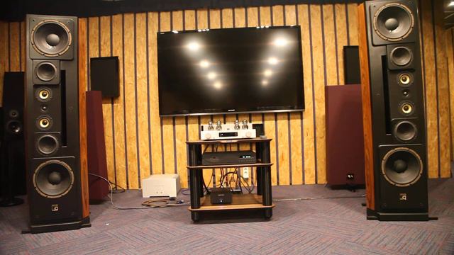 PBN Montana KAS @ PP Octave V 80 SE (KT150)@ Atoll CD 200SE-2@ Audiomania@ Carmen Suite