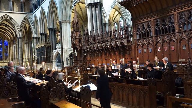 This joyful Eastertide sung by the Farrant Singers in Salisbury Cathedral смотреть онлайн