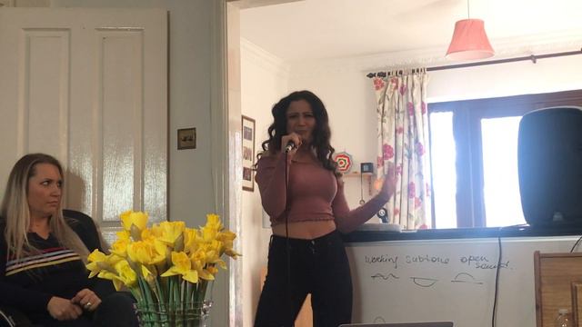 Amelia Evans смотреть онлайн