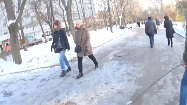 ДИКАЯ КУРИЦА/НА УЛИЦАХ!!! ДЕРЗКИЕ ЛЮДИ !!!! смотреть онлайн