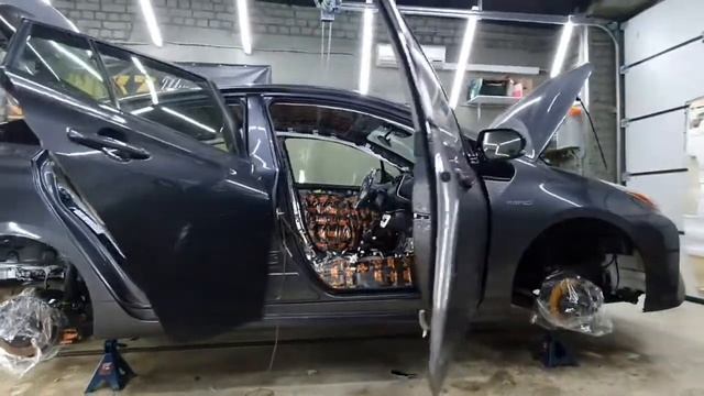 Шумоизоляция Toyota Prius 50 смотреть онлайн