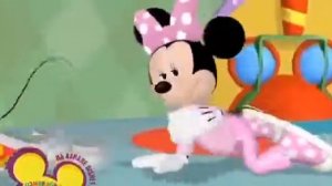 Микки маус мини ищет котенка..