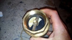 Обратный клапан покупаем только латунный