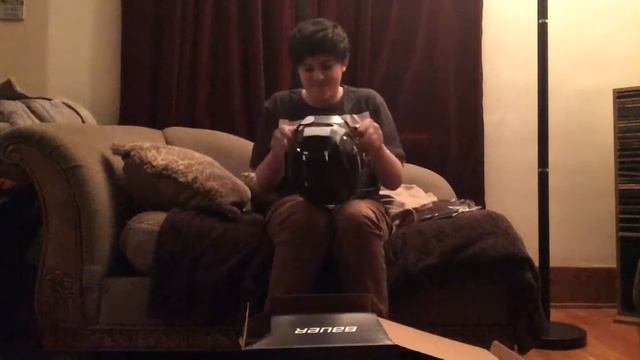 Unboxing my new hockey helmet by Bauer смотреть онлайн