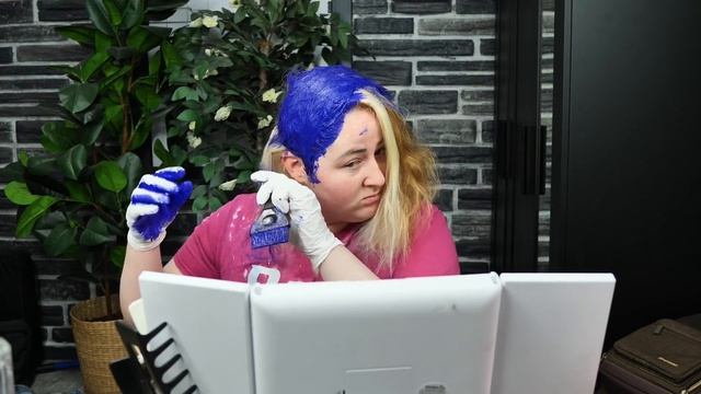 TRYING XMONDO DYE FOR THE FIRST TIME | DOSSIER AD смотреть онлайн