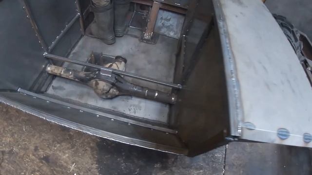 Доделали все мелочи, примеряем винт. Вездеход амфибия своими руками. смотреть онлайн