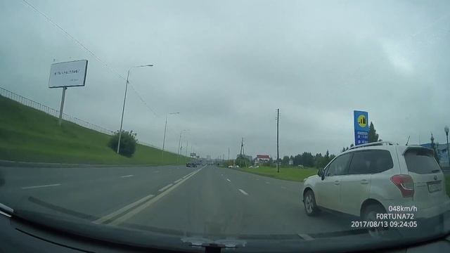 13.08.2017 Тюмень Превысил скорость на камеру пропуская скорую со спецсигналом смотреть онлайн