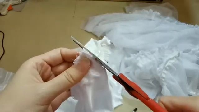 DIY Ruffle Table Skirt / Table cloth / wedding linen смотреть онлайн