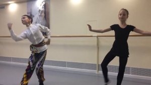 Узбекский танец для мальчика