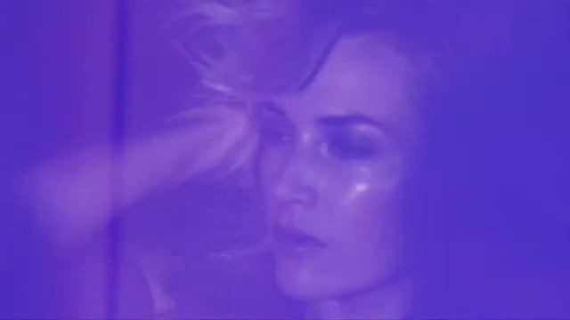 Kate Winslet's Lancome Rénergie Eclat Photo Shoot - Behind The Scenes