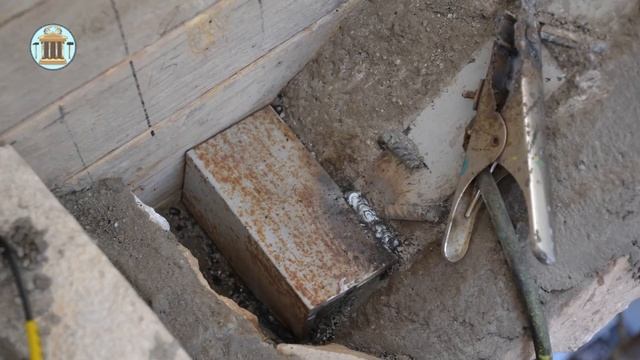 Каменная консольная лестница. Навесные ступени смотреть онлайн