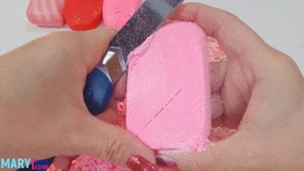 ASMR. A soft pink soap set / Нежно розовый мыльный сет. No talking. 4K