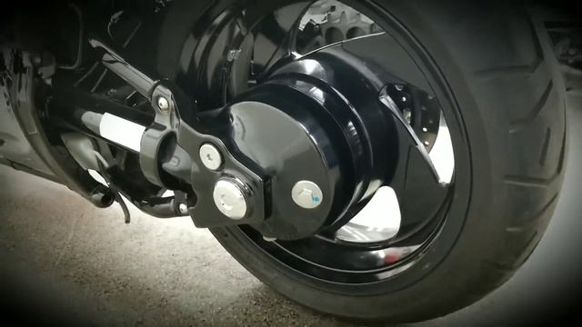 2015 Suzuki Boulevard M90 Walk-Around Video смотреть онлайн