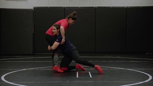 Takedowns to up your Wrestling Game ft. Adeline Gray | Olympians' Tips смотреть онлайн