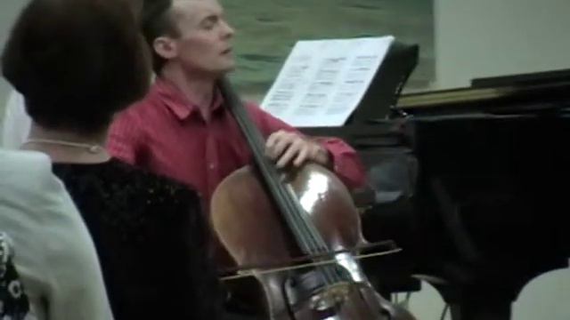 Rustam Komachkov plays Sarasate Zigeunerweisen on cello смотреть онлайн