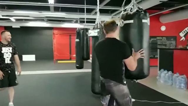 удар1426 кг смотреть онлайн