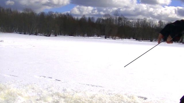 Рыбалка весной. Ловля окуня на блесну. ВОТ ЭТО ОКУНИ!!!! смотреть онлайн