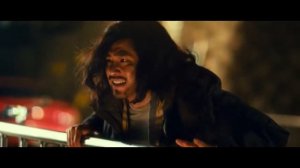 Комедия | Полицейский на подиуме