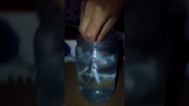 Что будет с наушниками если их кинуть в воду смотреть онлайн