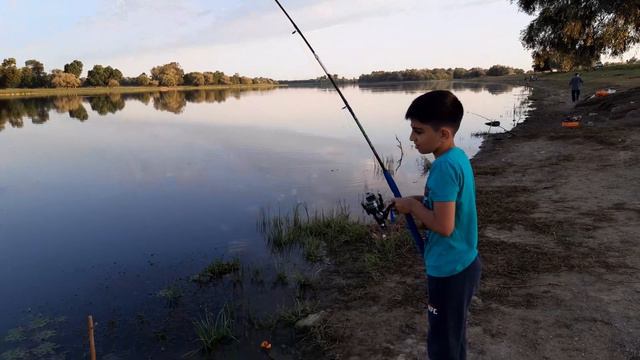 Рыбалка в Астрахани на сазана 2019 продолжение... смотреть онлайн