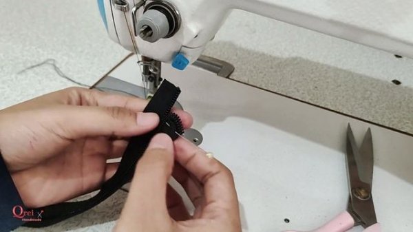 Simple Sling Bag Tutorial | DIY Sling Bag Easy