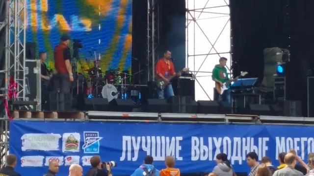 Апельсины под холодильником смотреть онлайн